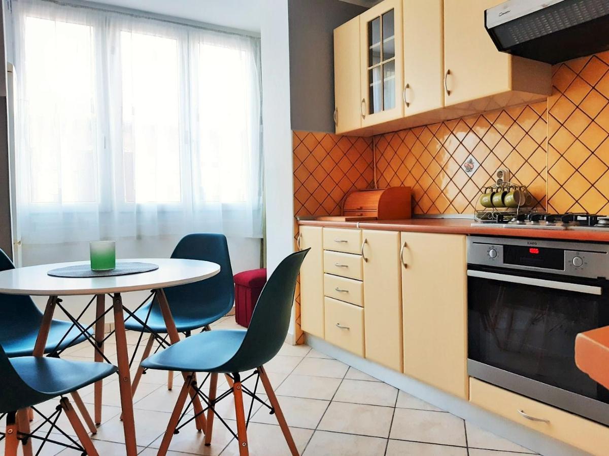 Apartment Bright & Cozy Pula